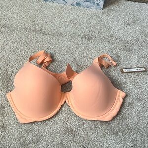 SKIMS NWT fits everybody bra 40C